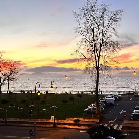 Samil Primera Linea De Playa 1j Appartamento *